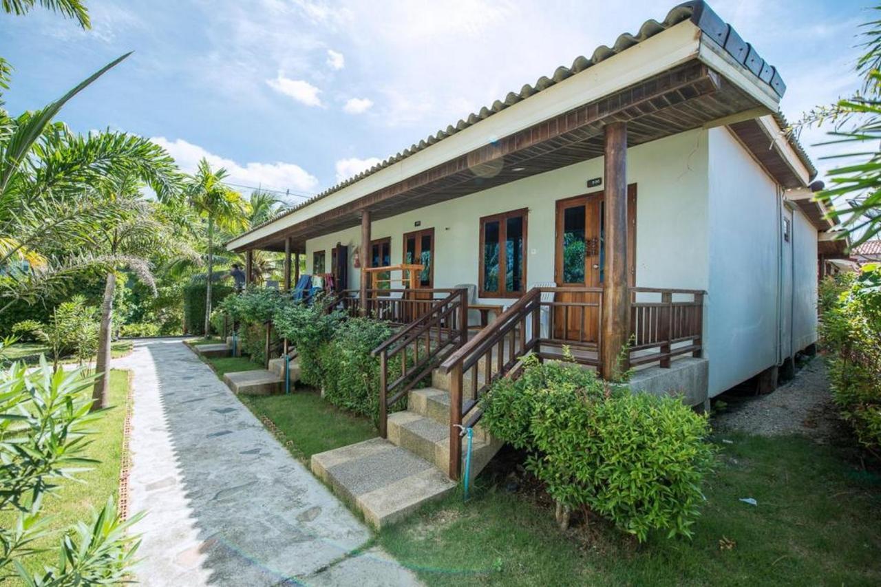 Baan Rabieng Resort Koh Lanta Exterior photo